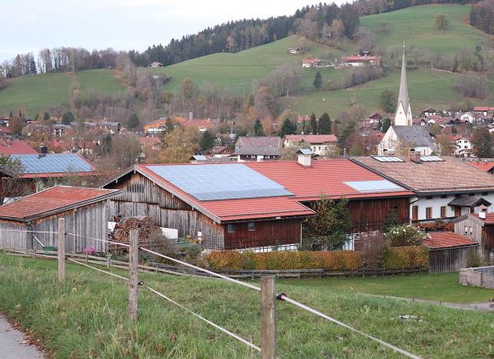Dorf Bayern PV-Anlagen CMCarmen